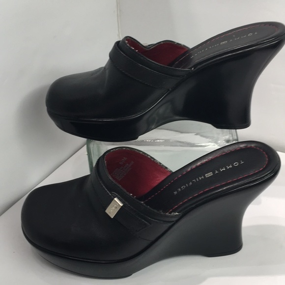 tommy hilfiger black wedges